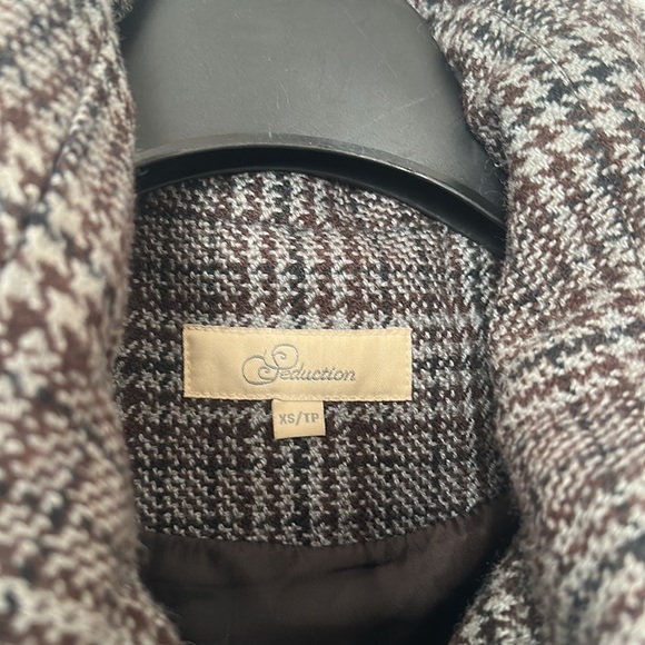 Seduction Houndstooth Wool Jacket - Picture 3 of 8